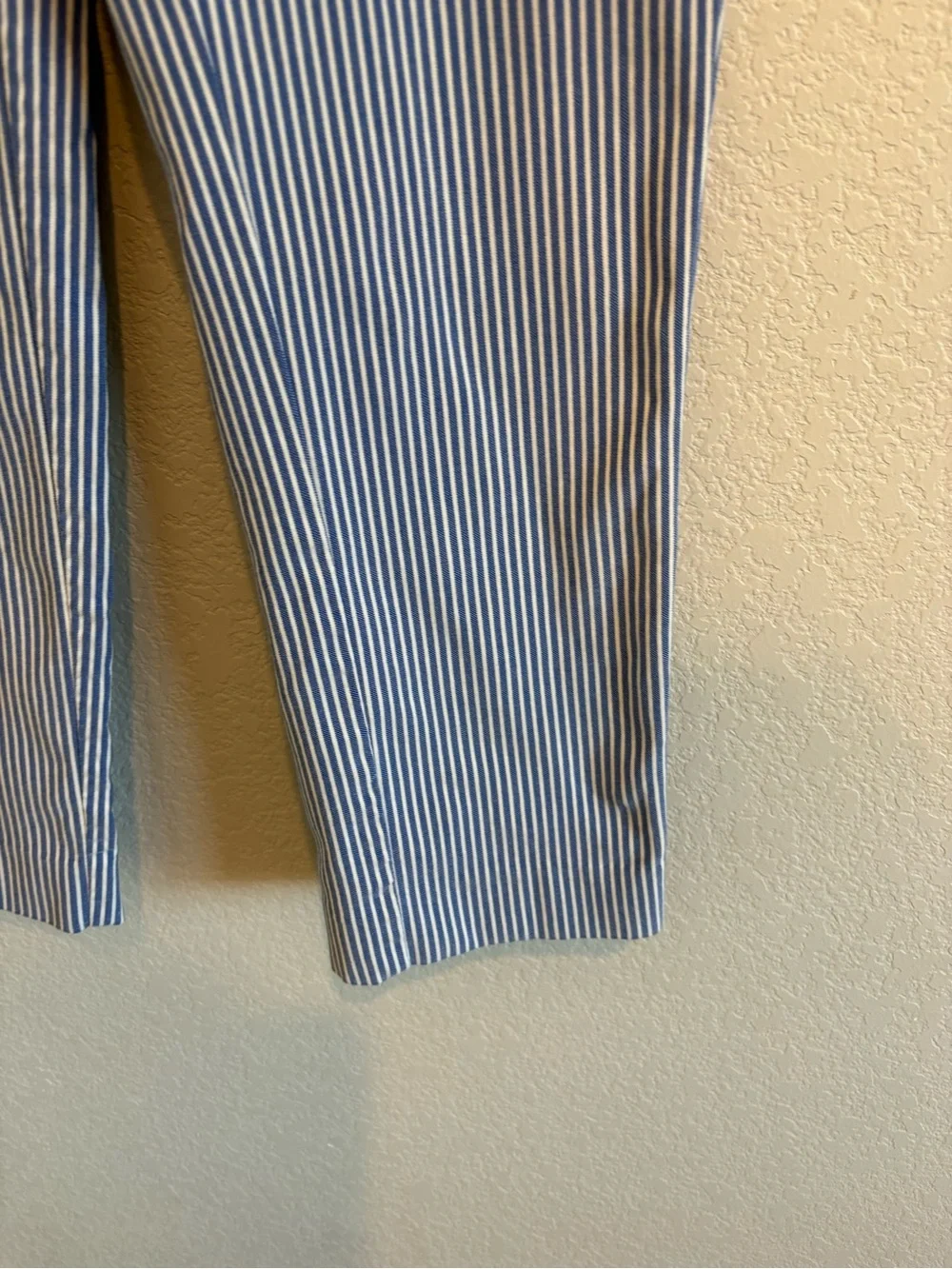 Jones New York Signature Blue White Striped Pull On Ankle Pants Women Medium